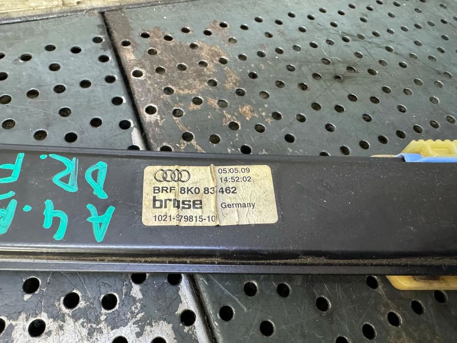 Macara geam electric dreapta fata audi a4 b8 8k 8k0837462