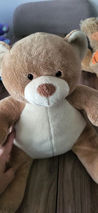 Vand jucarii de plus.