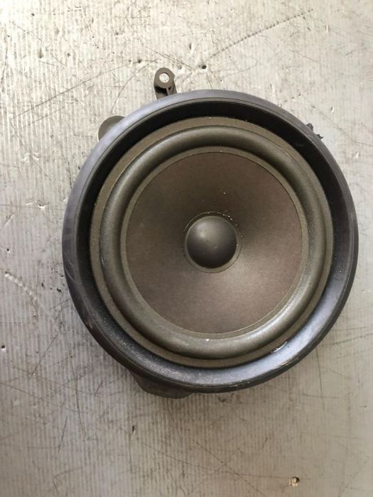 boxa dreapta spate audi a4 b7