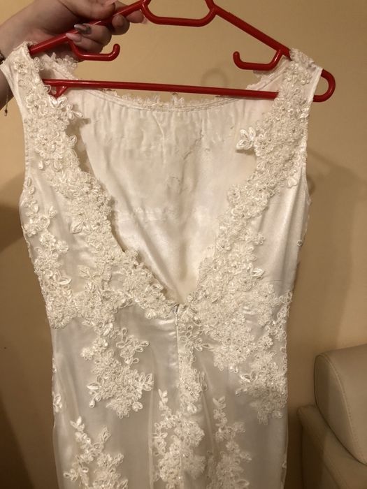 Rochie alba cu broderie