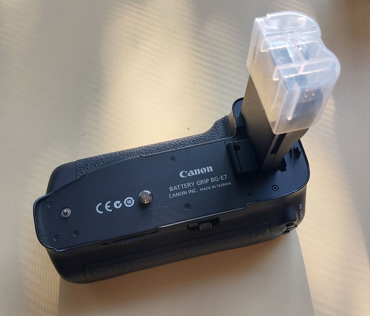Battery Grip за  Canon 7D, Канон 7 д
