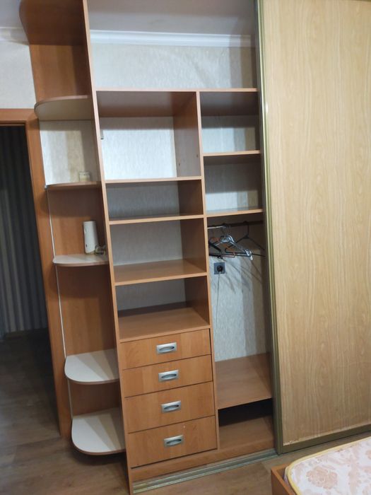 Срочно продам шкаф купе 17000
