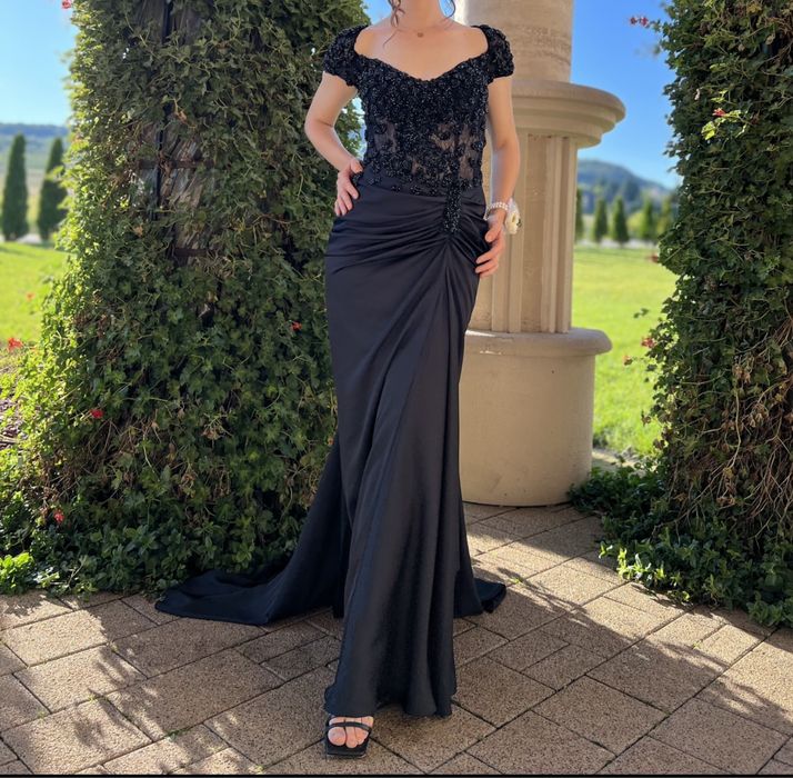 Rochie de seara cu trena