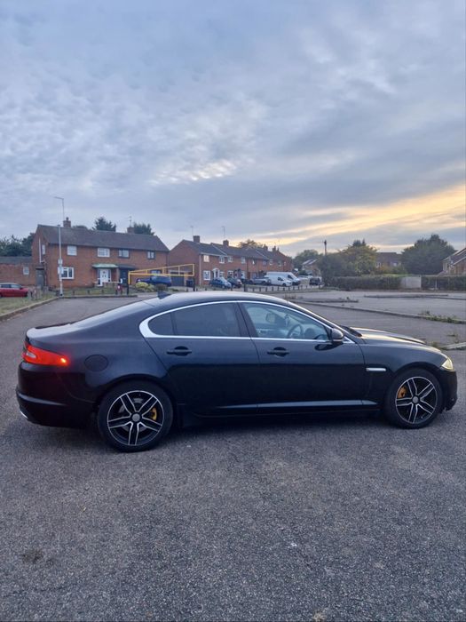 Jaguar XF Luxury
