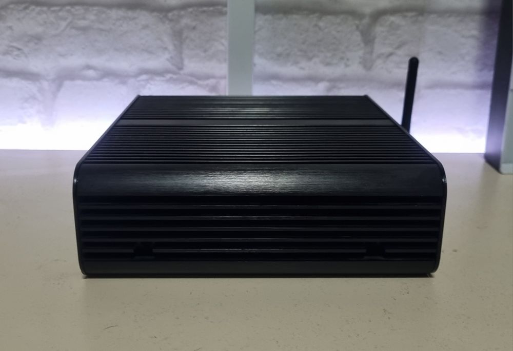 Mini Unitate Pasiva NUC: i5 4460s/8GB RAM/SSD 180GB/WIFI/FANLESS