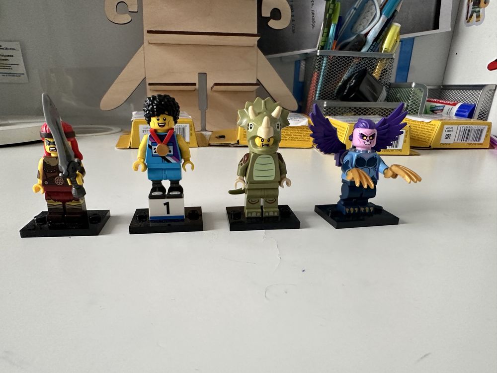 Lego minifigures 25 серия