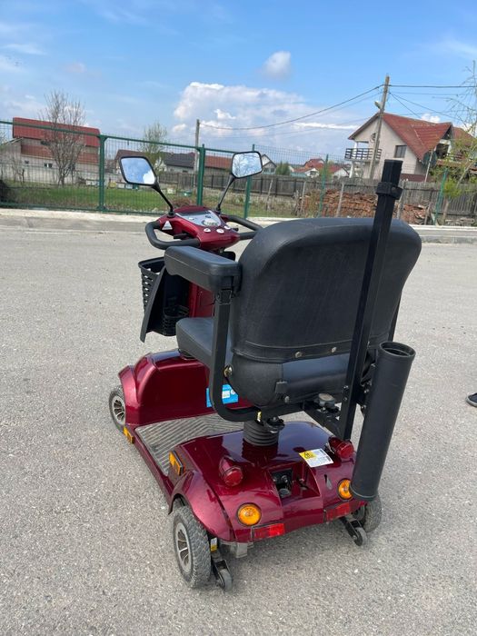 Scuter electric batrani/ cărucior electric persoane vârstnice