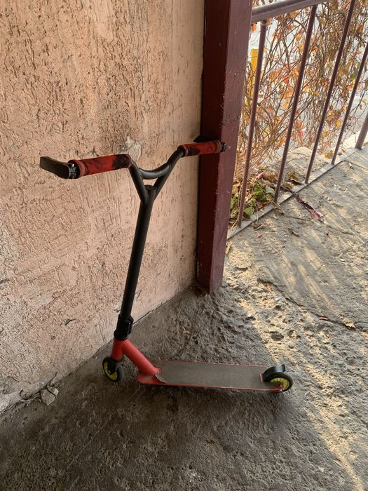 Самокат в хорошем состояние