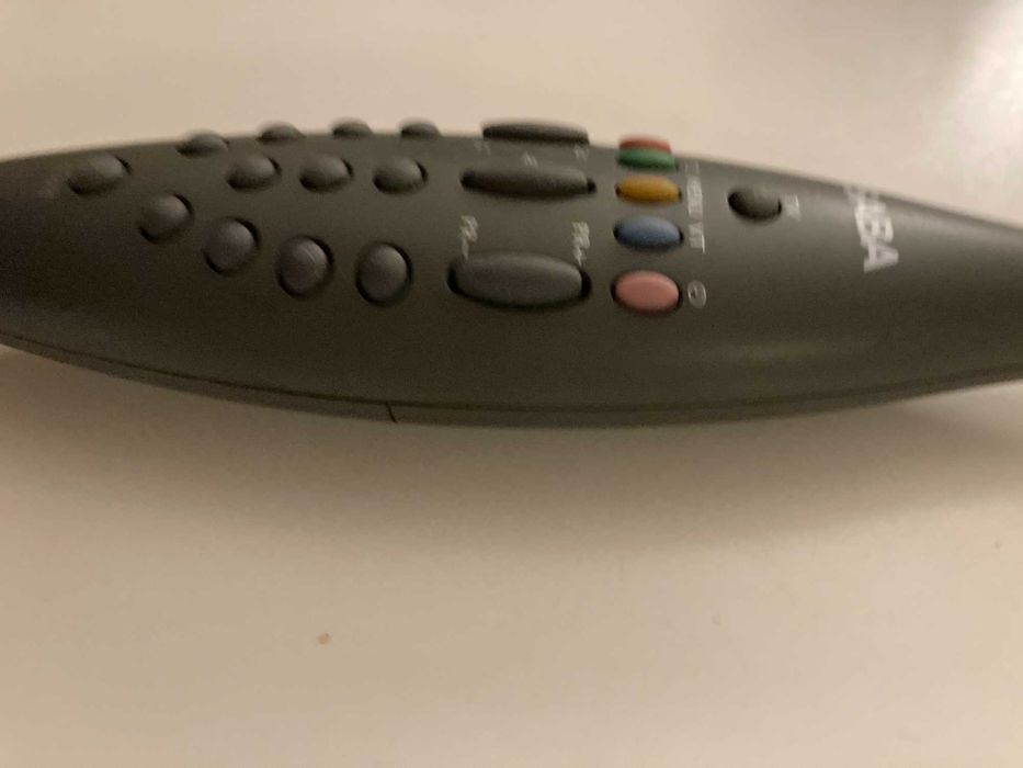 telecomanda TV SABA designer Philippe Starck functionala stare f buna