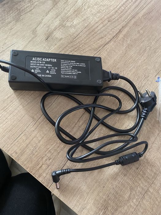 Захранващ адаптер / зарядно 24V 5A (120W)