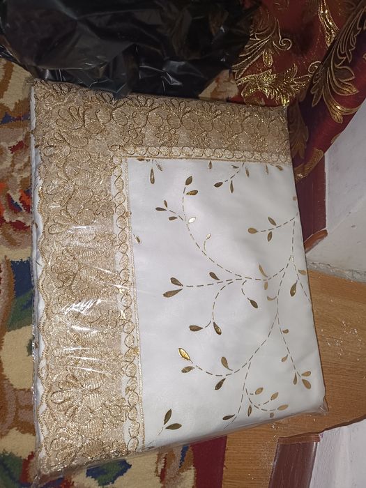 Скатерть новая раз 245*160