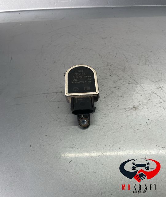 Senzor nivel faruri A0045429918 A 004 542 99 18 Mercedes-Benz ML W164