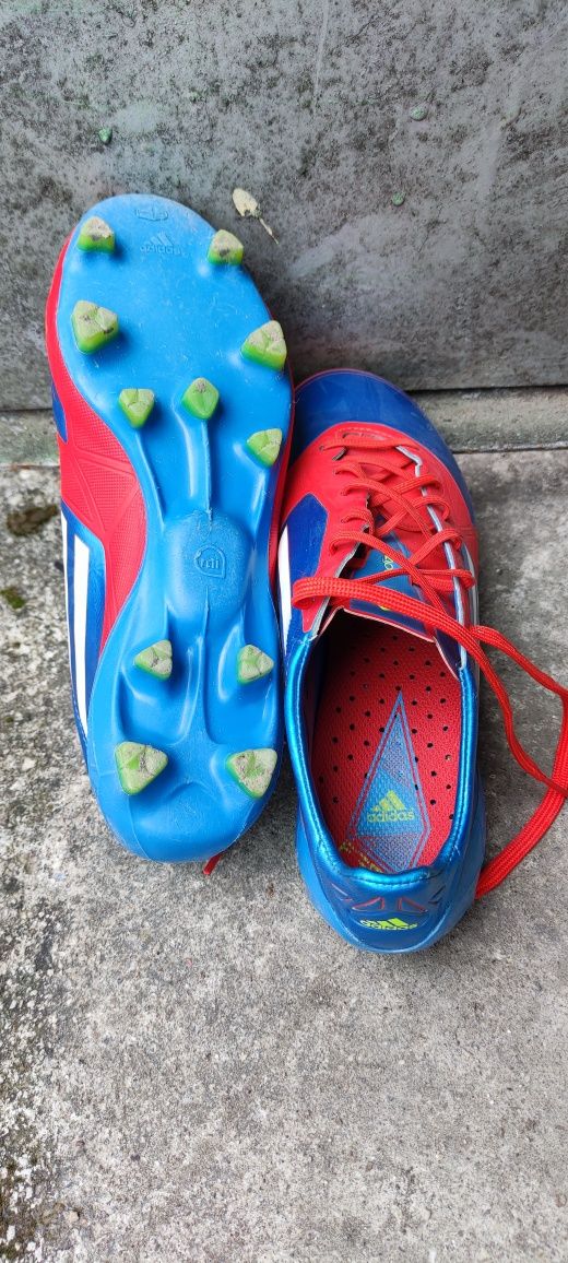 Футболни бутонки Adidas Adizero F-50 + подарък