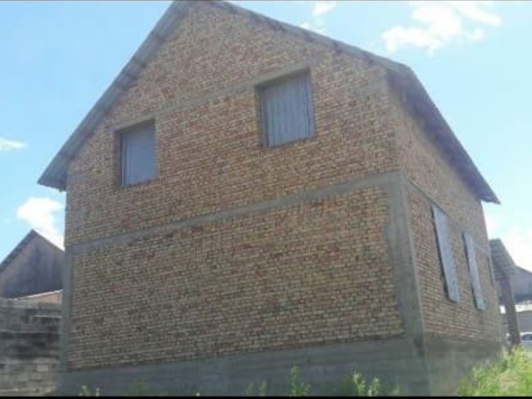 Продам дом черновой