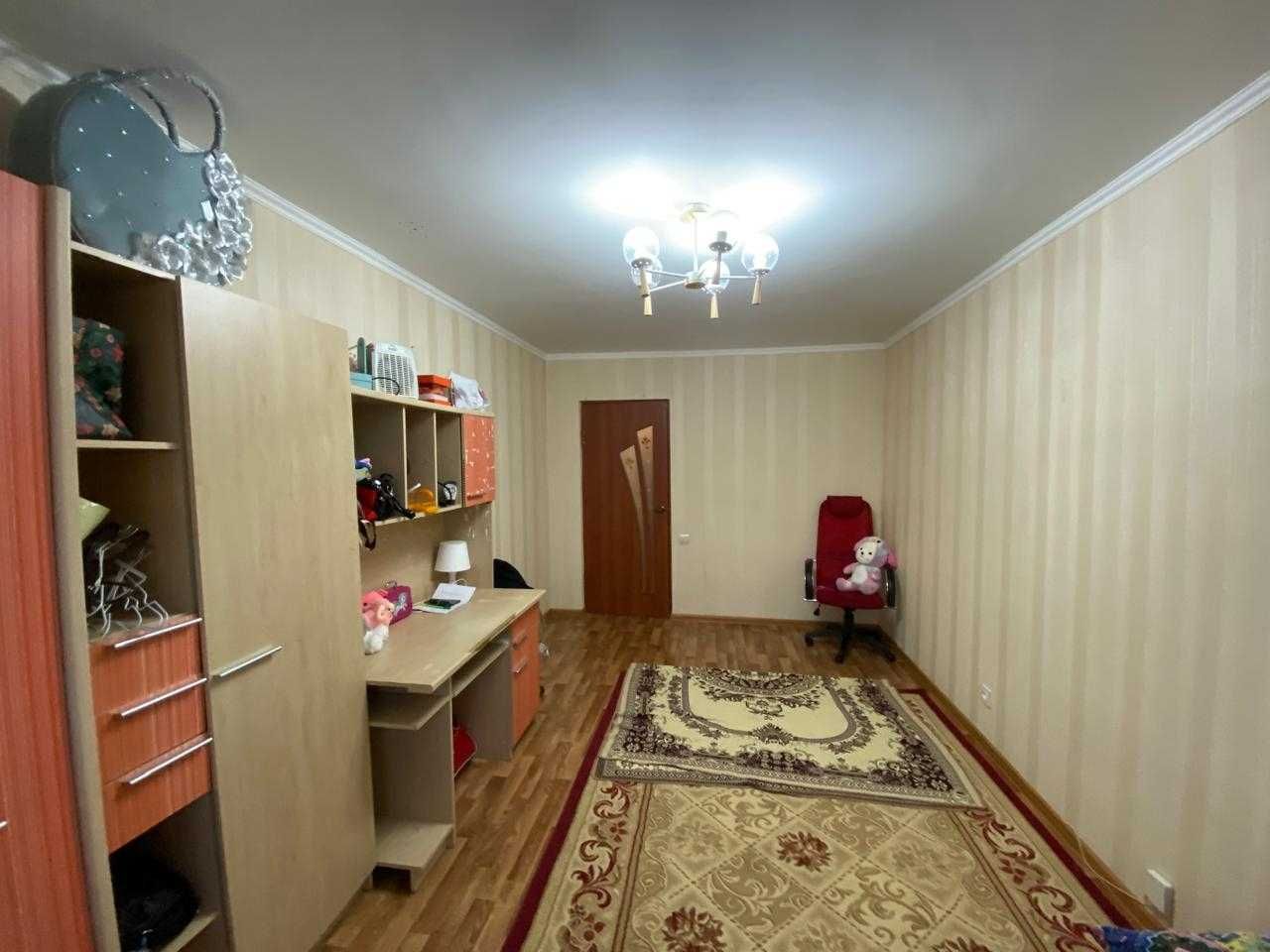 срочно продается 2-х к.кв в 12 мкрн