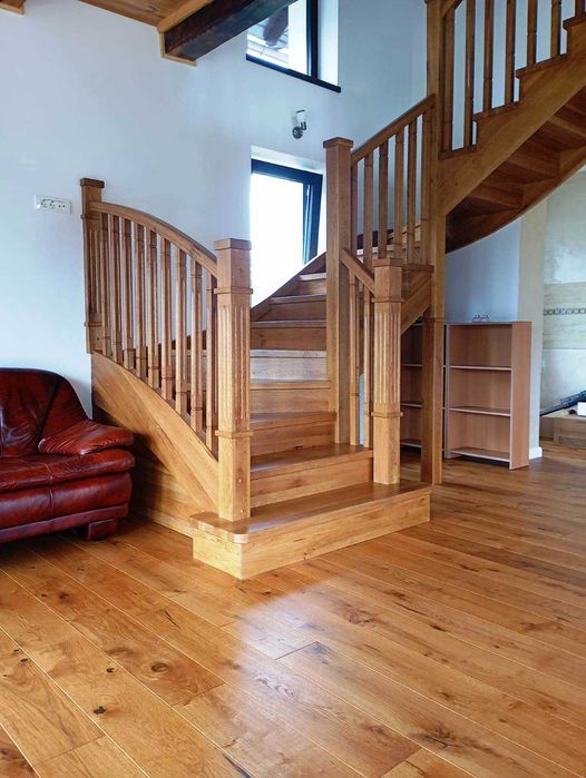 Scari din lemn masiv,trepte lemn masiv