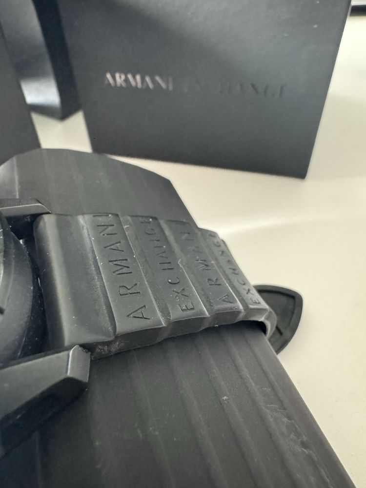 Armani Exchange - Часовник