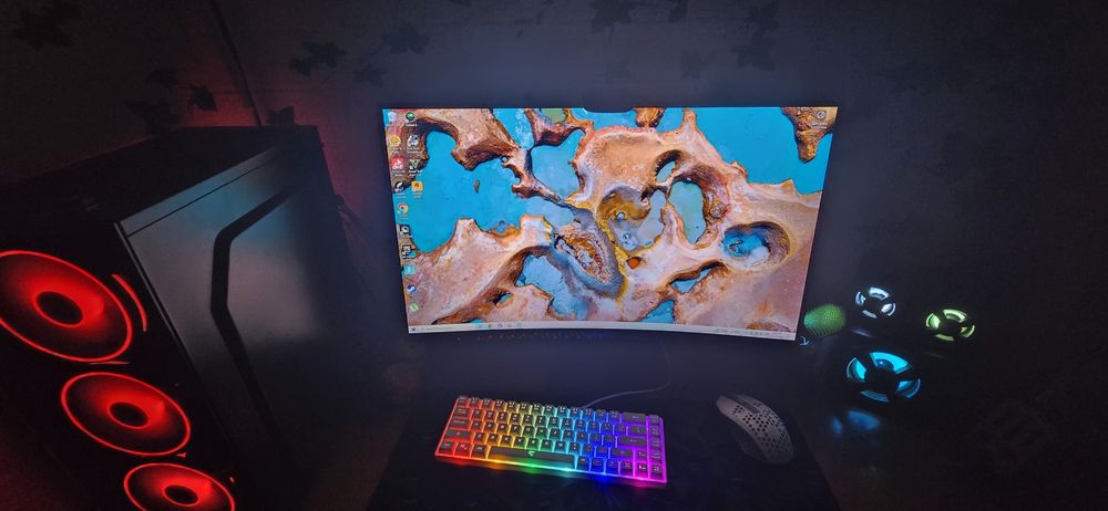 Vand setup gaming(DOAR IN BOTOȘANI)