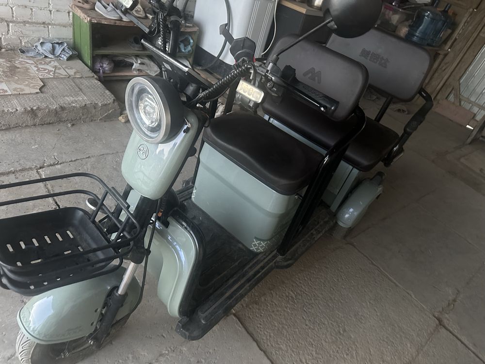 Трицикл продаю продают