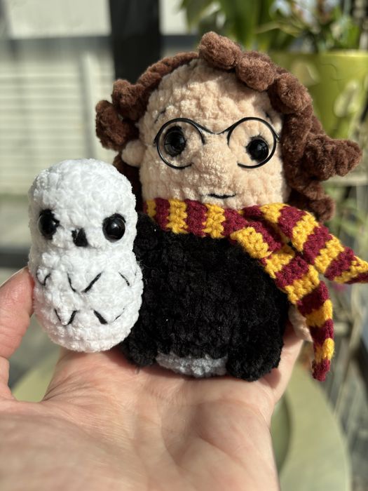 Harry Potter şi bufniță croșetate manuale