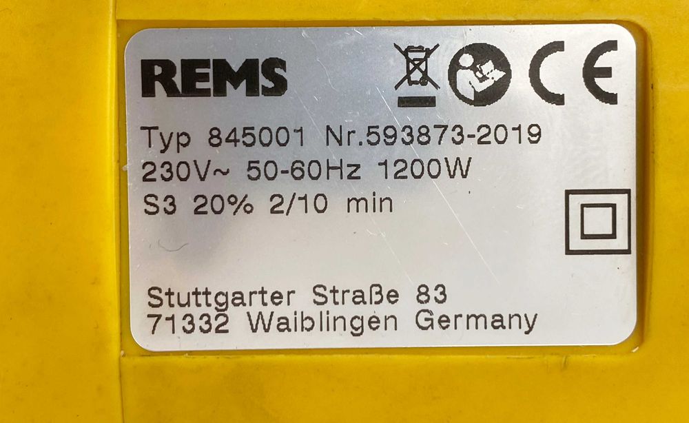 REMS Cento Basic - Машина за рязане на тръби / електрически тръборез