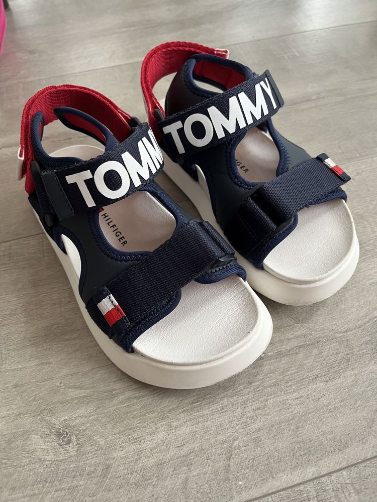 Sandale Tommy Hilfiger copii marimea 32