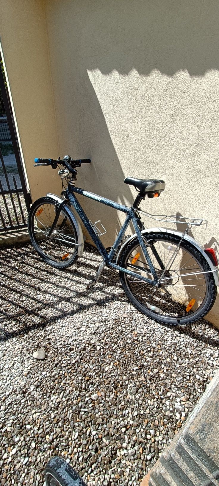 Vând bicicletă pe 26