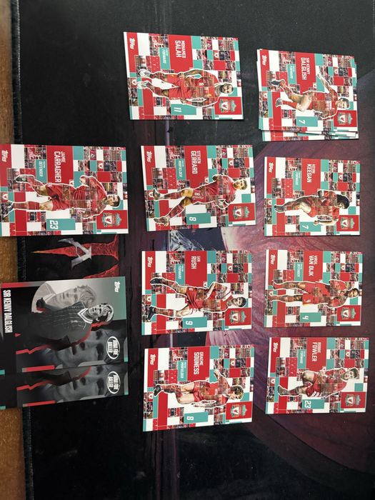Продавам карти Liverpool Team Set  24/25