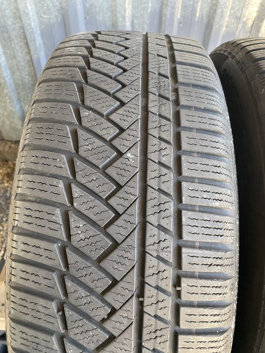 215/55/17 Зимни Континентал