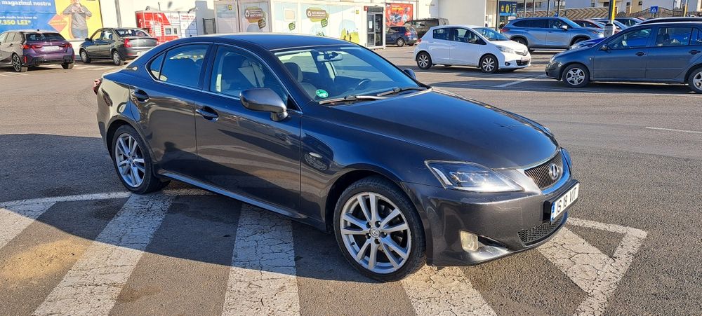 Vand Lexus IS 220 d 177cp