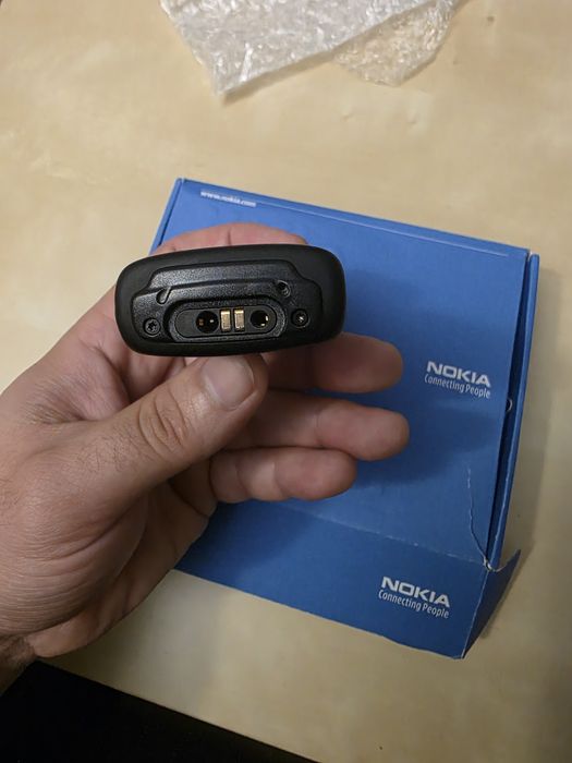 Nokia 8910i liber de retea