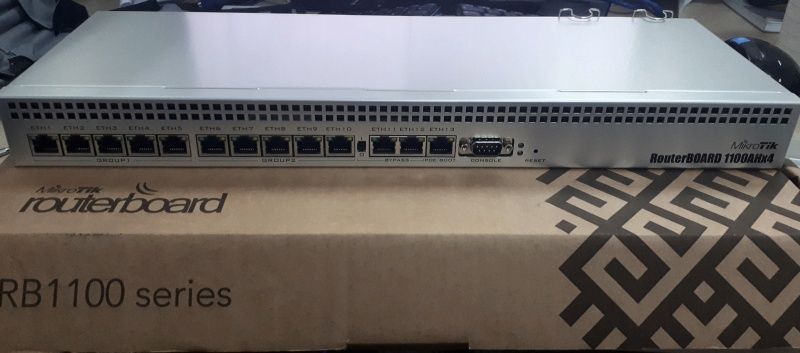 Маршрутизатор MikroTik RB1100AHx4