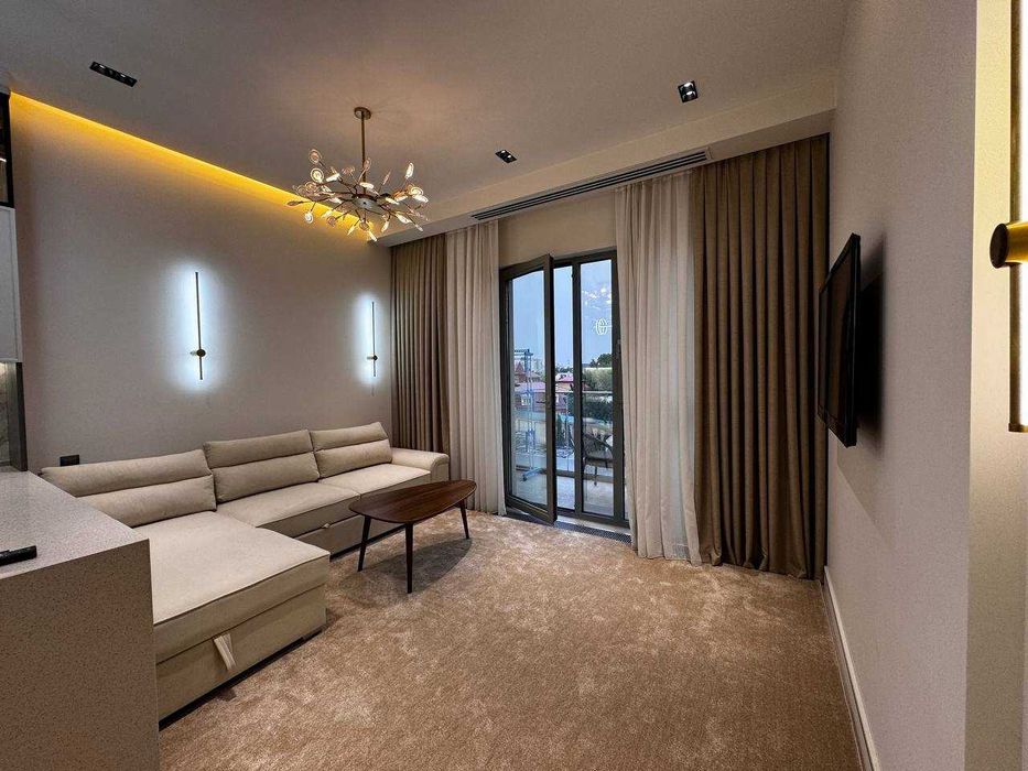 ЖК "Manzara" High Town Mall  рядом с рынком Универсам 2комнат