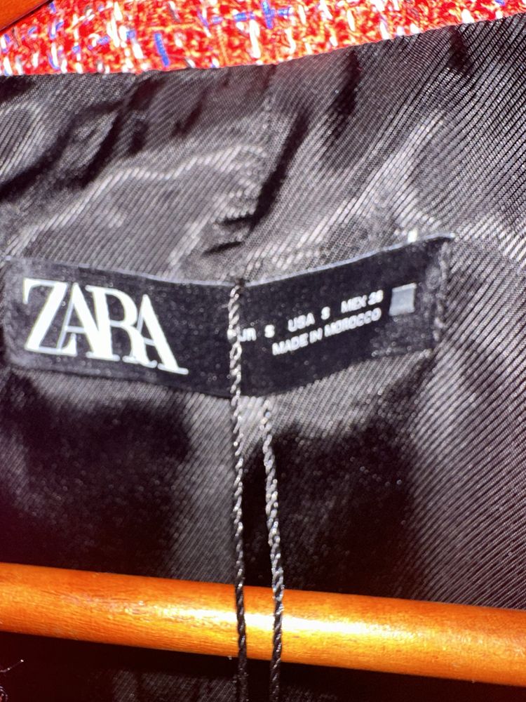 Блейзер Zara нов с етикет