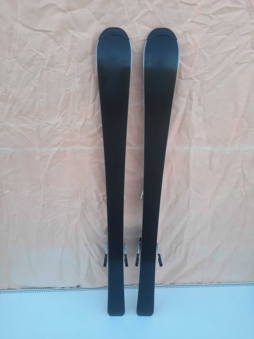 Карвинг детски ски  Salomon QST LUX JR 130 см.