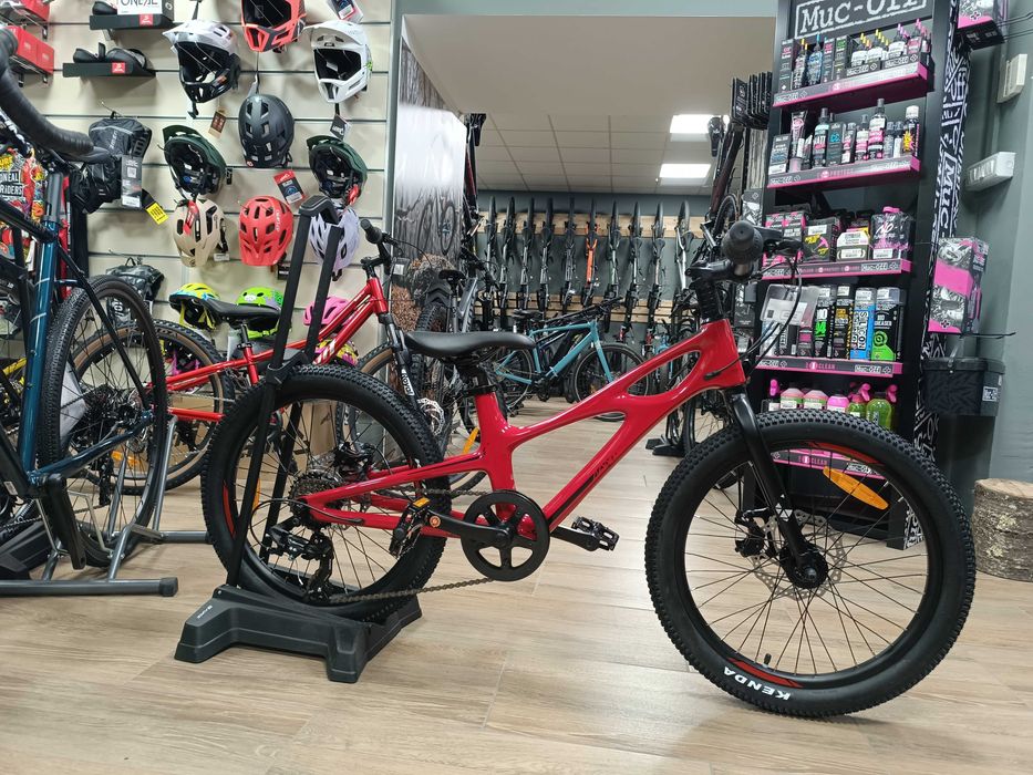 Bicicleta copii Royal Baby SPACE SHUTTLE 20 in stoc la Funky Sports