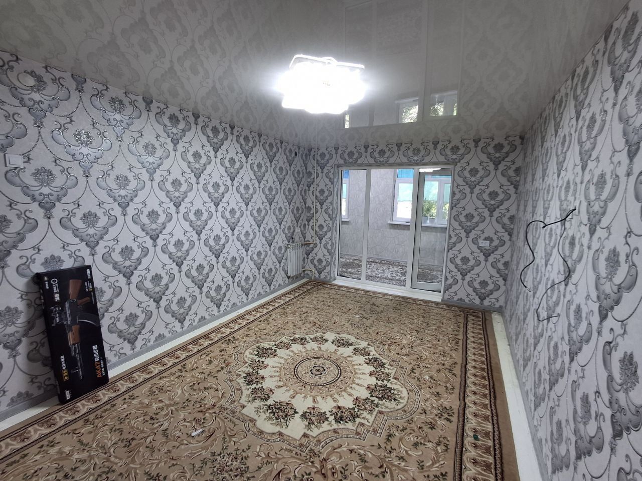 Квартира сотилади