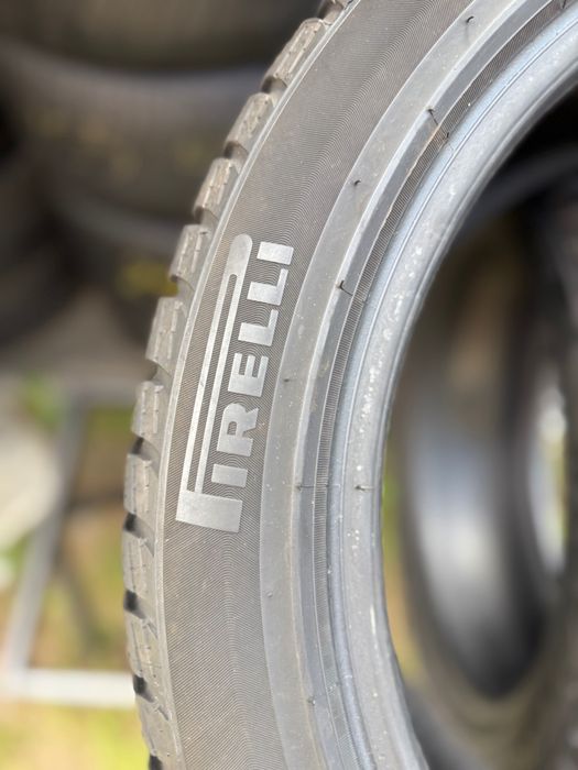 205 50 17 Anvelope Pirelli, stare foarte bună! Profil 5.5 mm