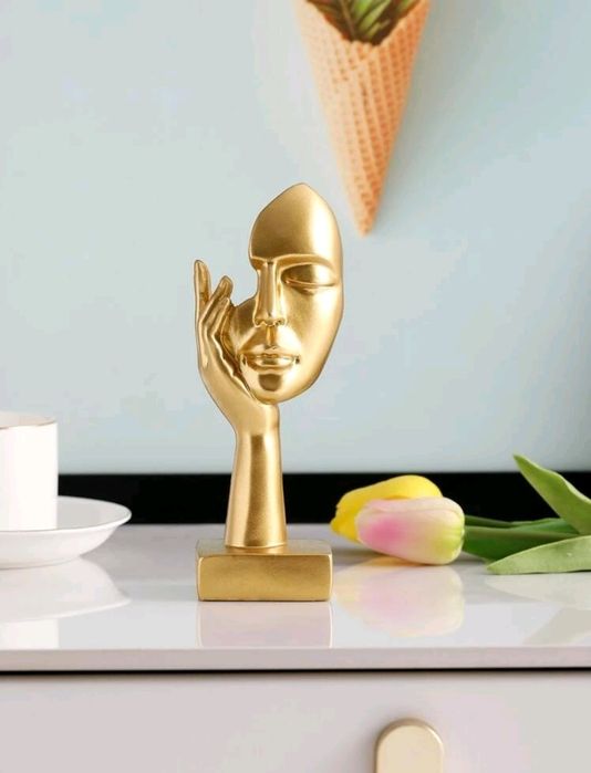 Статуетка абстракт лице златна