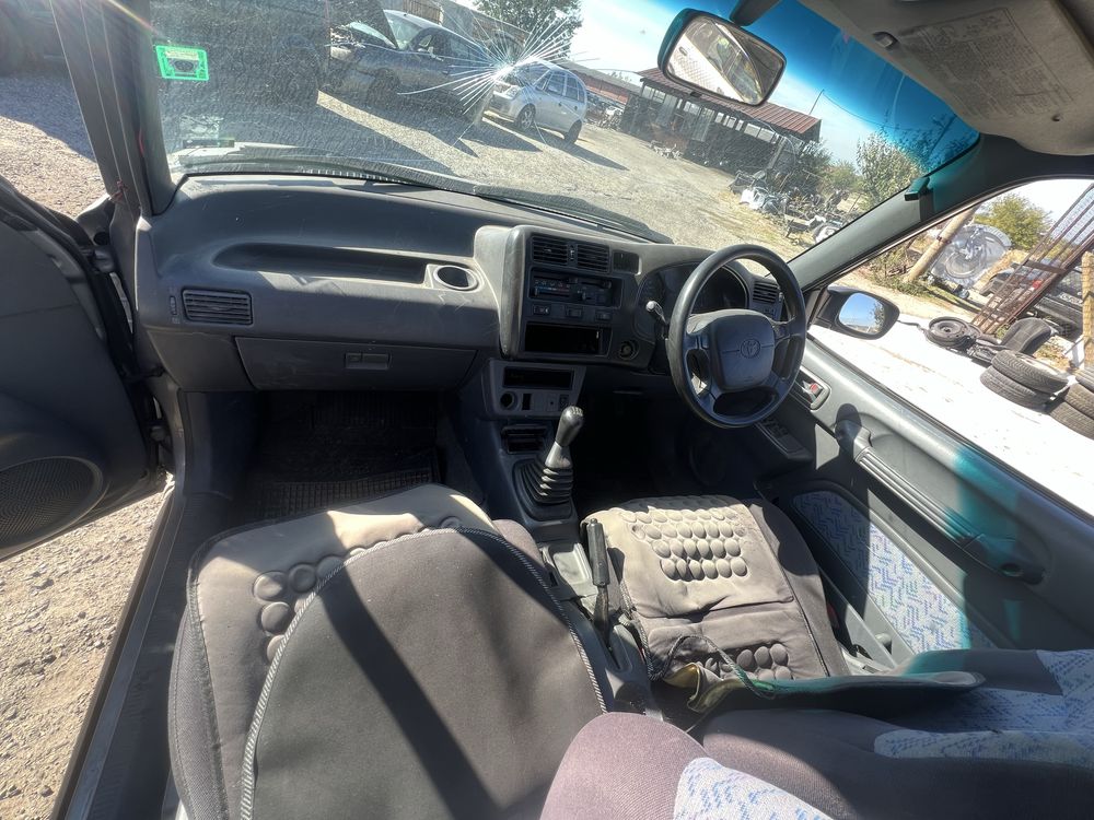 Toyota RAV4 (2.0i 1997г.) на части