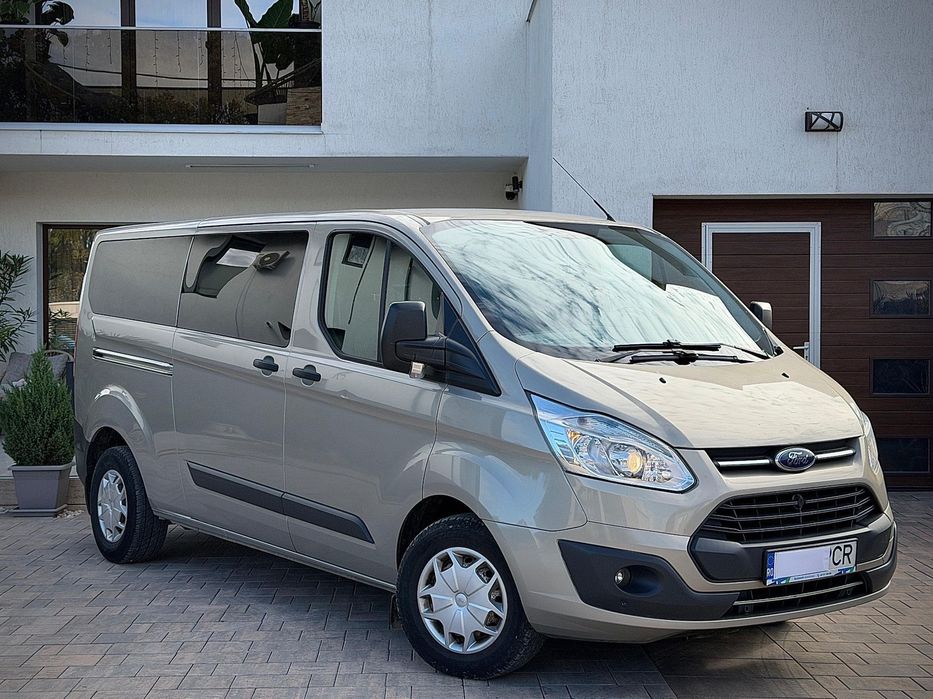 Ford Transit Custom 9 Locuri / Accept Variante Auto