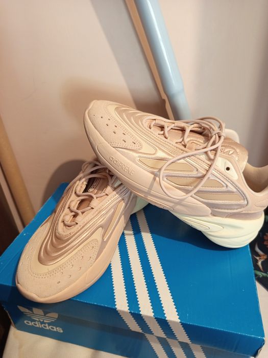 Маратонки  Nike и Adidas