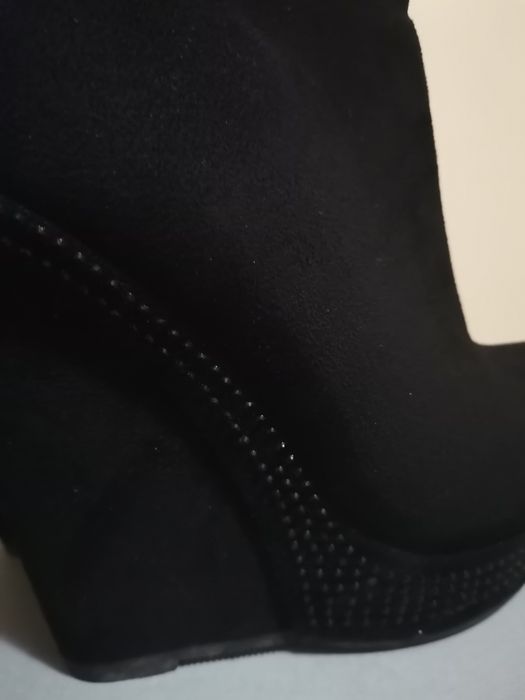 Боти на платформа