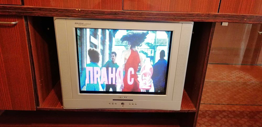 Продавам телевизор prolux