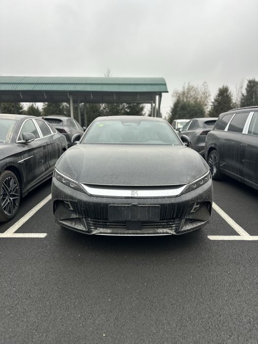 Byd han 635km qora gold yashil grey