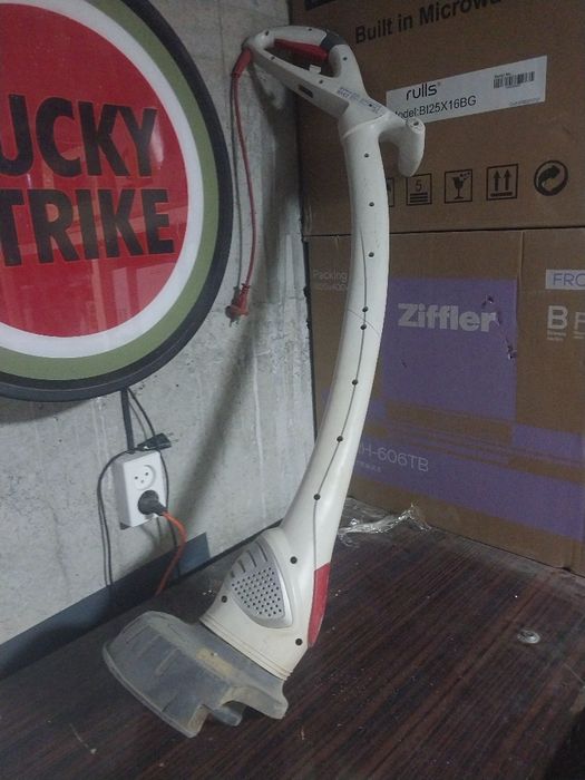 Газонокосилка садовая