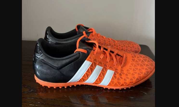 ADIDAS нови бутонки стоножки 44 номер