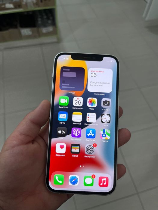 Айфон 12 белого цвета