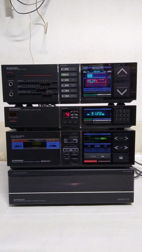 Linie Pioneer A-X700, pick-up, tuner, deck