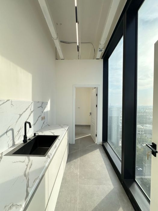 Срочно сдаётся в аренду нежилое помещение в Nest One 173 м2